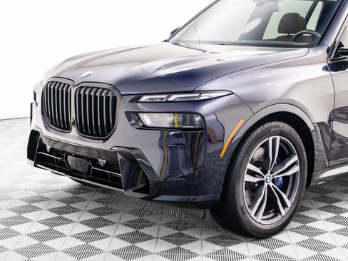 Certified 2024 BMW X7 xDrive40i w/ Executive Package image 35