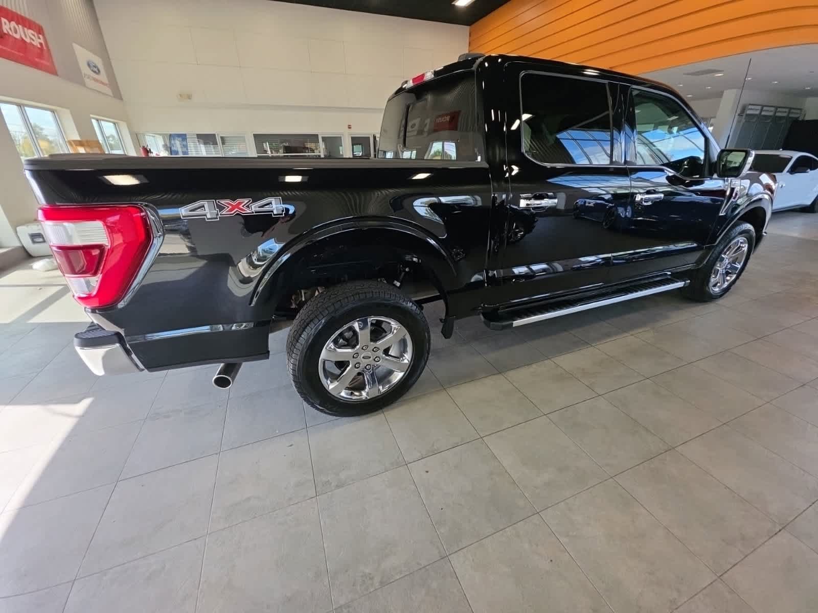 Used 2023 Ford F150 Lariat w/ Equipment Group 502A High AWD/4WD image 14