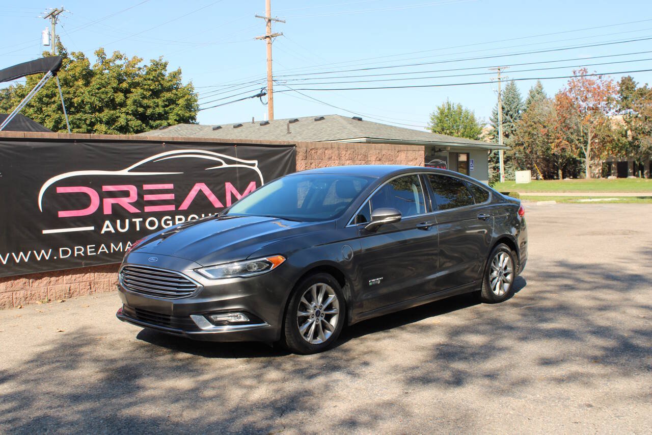 Used 2017 Ford Fusion Energi Titanium FWD image 1