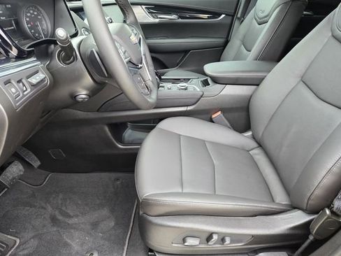 New 2026 Cadillac XT5 Premium Luxury FWD image 9