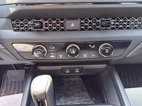 Used 2025 Honda Accord LX image 24