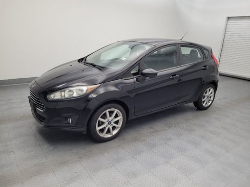 Used 2019 Ford Fiesta SE w/ Equipment Group 201A FWD image 2