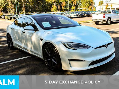 Used 2021 Tesla Model S Plaid image 4