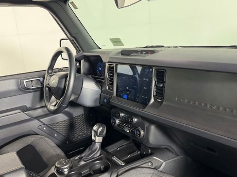 Used 2025 Ford Bronco Big Bend AWD/4WD image 17