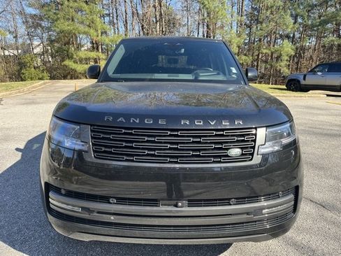 Certified 2025 Land Rover Range Rover Long Wheelbase SE image 3