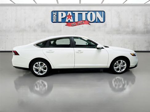 New 2026 Honda Accord LX image 8