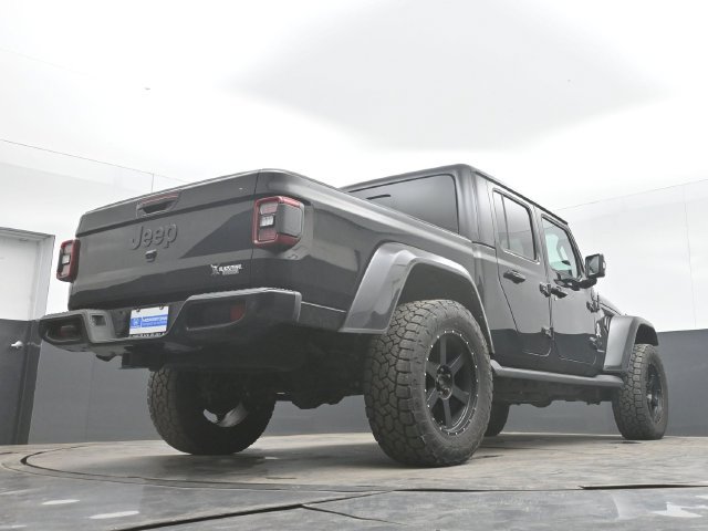 Used 2023 Jeep Gladiator Overland AWD/4WD image 35