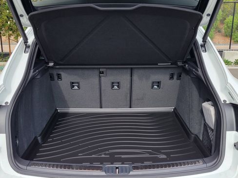 New 2025 Porsche Macan S AWD/4WD image 29