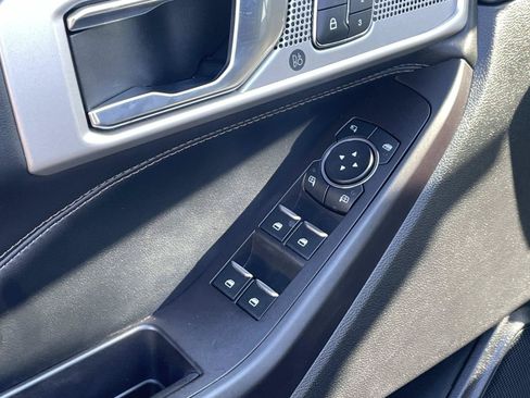 Used 2020 Ford Explorer Platinum AWD/4WD image 19