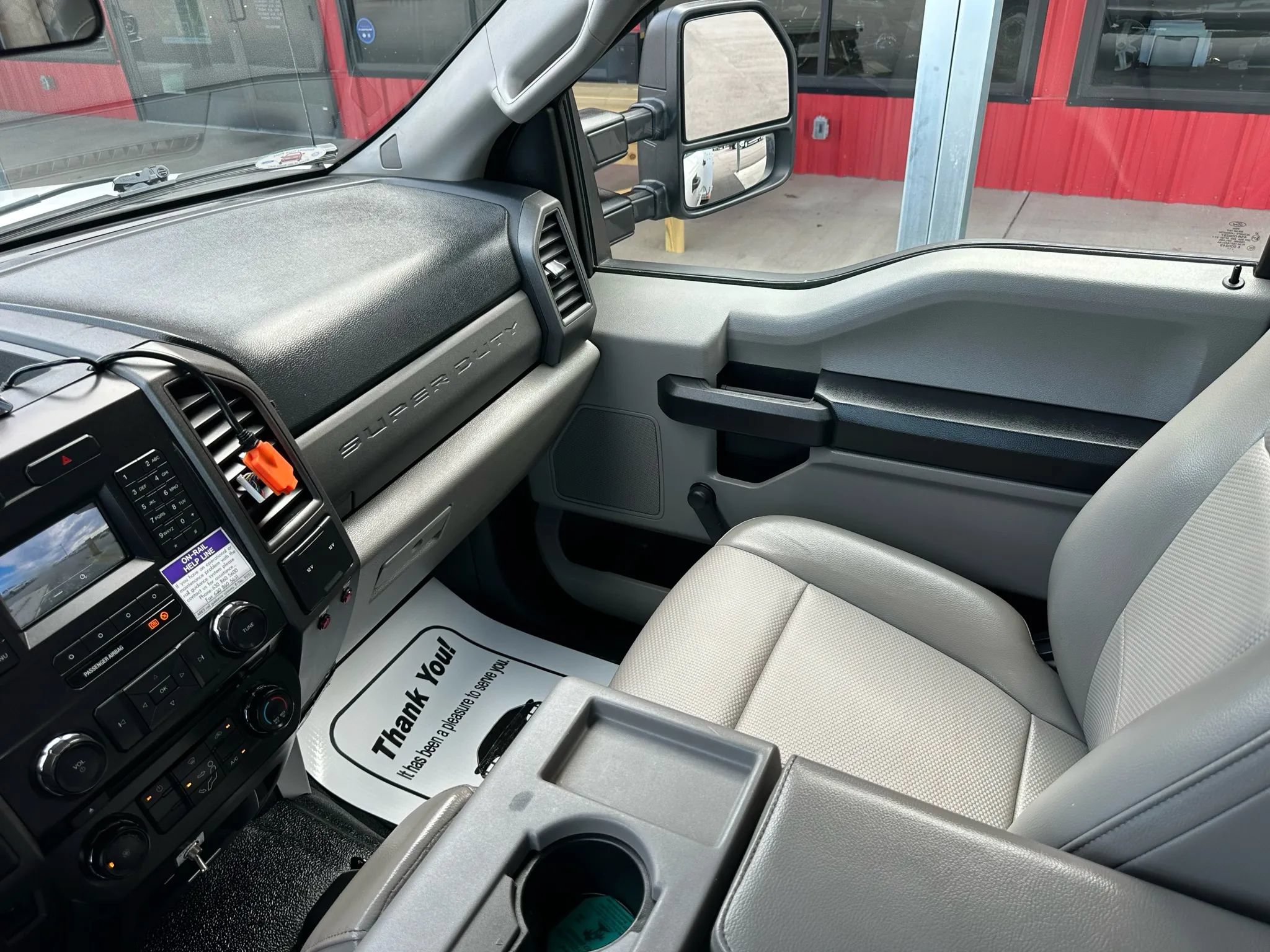 Used 2017 Ford F550 4x4 Crew Cab Super Duty image 12
