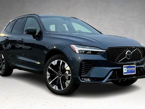 New 2026 Volvo XC60 B5 Plus w/ Protection Package Premier image 2