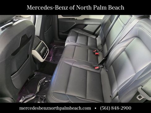 Used 2024 Lincoln Nautilus Premier image 13