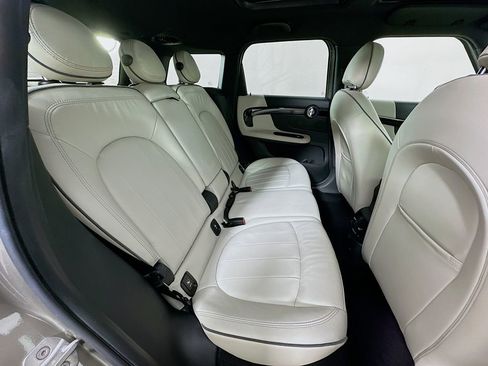 Used 2018 MINI Cooper Countryman SE w/ Premium Package image 28