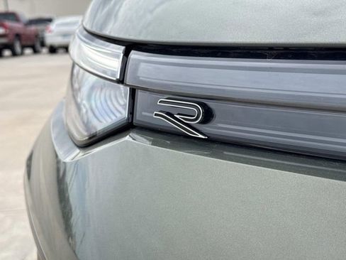 New 2026 Volkswagen Tiguan SE R-Line image 9