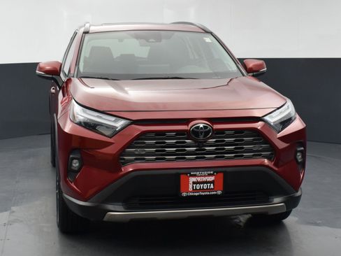 Used 2022 Toyota RAV4 Limited AWD/4WD image 7