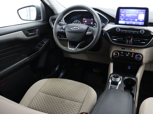 Used 2022 Ford Escape SE FWD image 30
