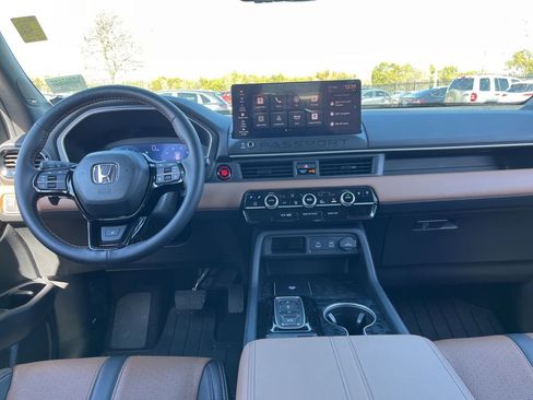 Certified 2026 Honda Passport TrailSport Elite image 15