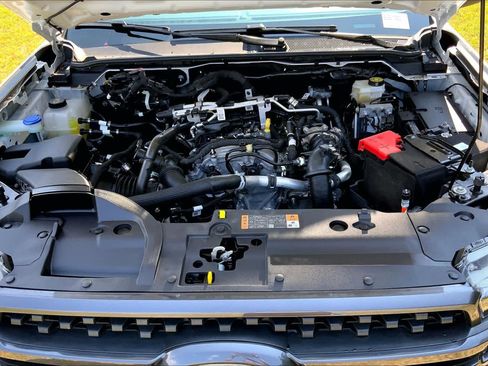 Used 2025 Ford Ranger XLT w/ Equipment Group 301A High RWD image 30