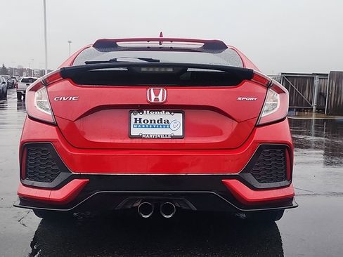 Used 2018 Honda Civic Sport image 6