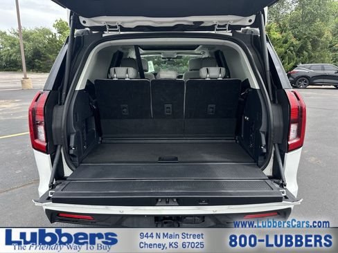 Used 2025 Ford Expedition Active AWD/4WD image 24