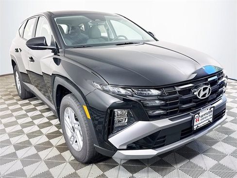 New 2026 Hyundai Tucson SE image 4