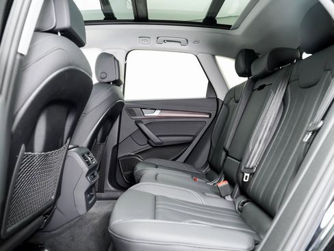 Certified 2025 Audi Q5 2.0T Premium Plus w/ Premium Plus Package image 22