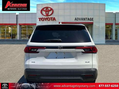 Certified 2024 Toyota Grand Highlander AWD image 8