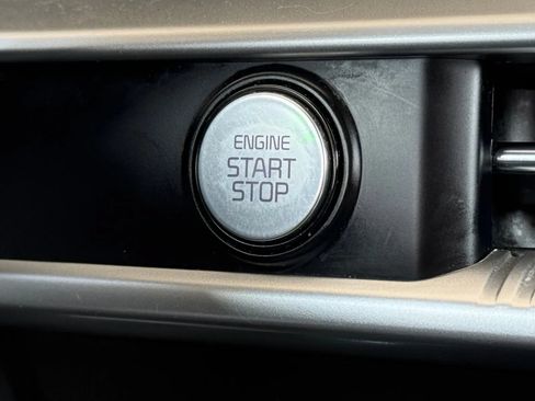 Used 2022 Kia K5 LXS FWD image 32