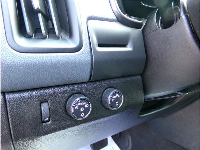 Used 2019 Chevrolet Colorado Z71 AWD/4WD image 17