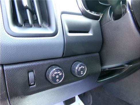 Used 2019 Chevrolet Colorado Z71 image 17