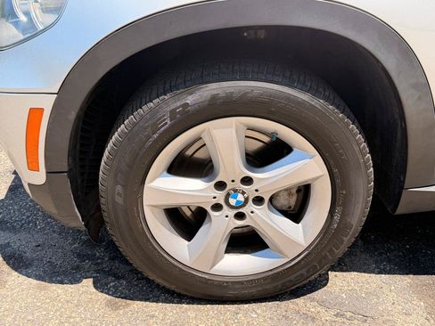 Used 2013 BMW X5 xDrive50i w/ Premium Pkg AWD/4WD image 12