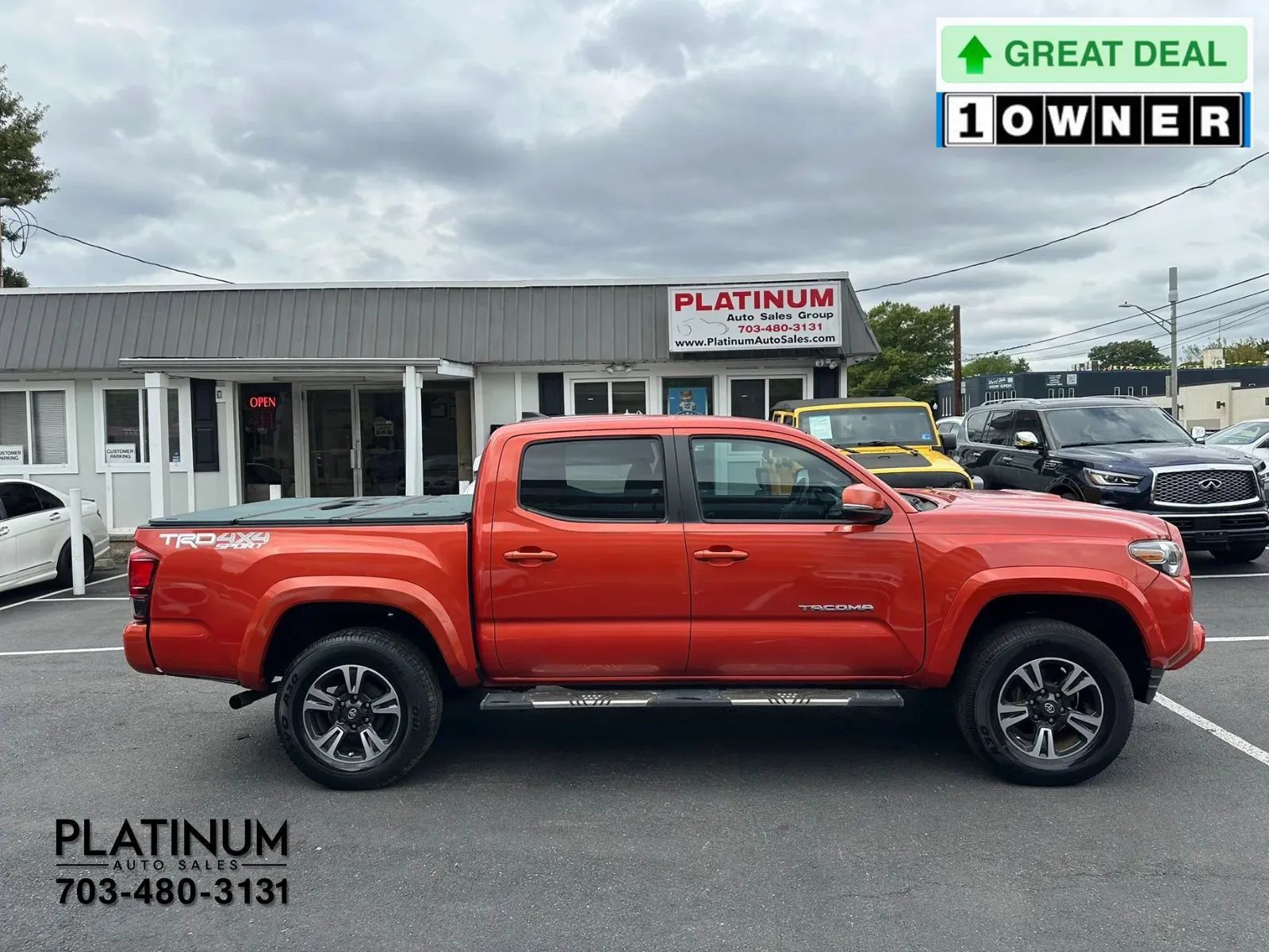 Used 2018 Toyota Tacoma TRD Sport AWD/4WD image 2
