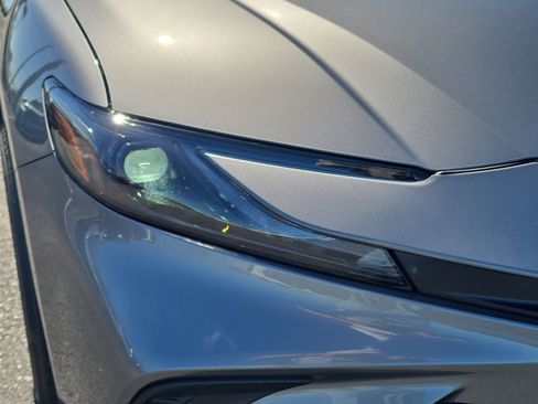 Used 2026 Toyota Camry SE image 7