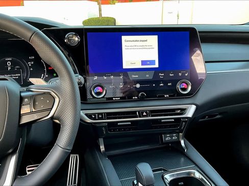 Used 2024 Lexus RX 500h F Sport w/ Convenience Package image 6