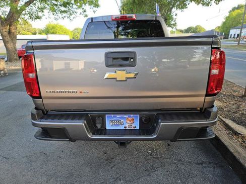 Used 2019 Chevrolet Colorado W/T w/ WT Convenience Package image 4