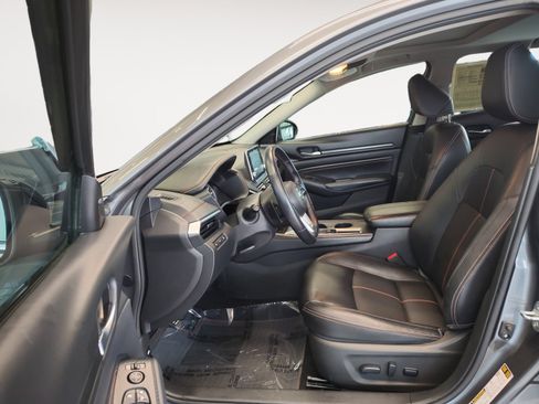 Used 2019 Nissan Altima 2.5 SR w/ SR Premium Package FWD image 22