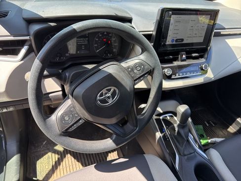 Used 2025 Toyota Corolla LE w/ LE Premium Package FWD image 9