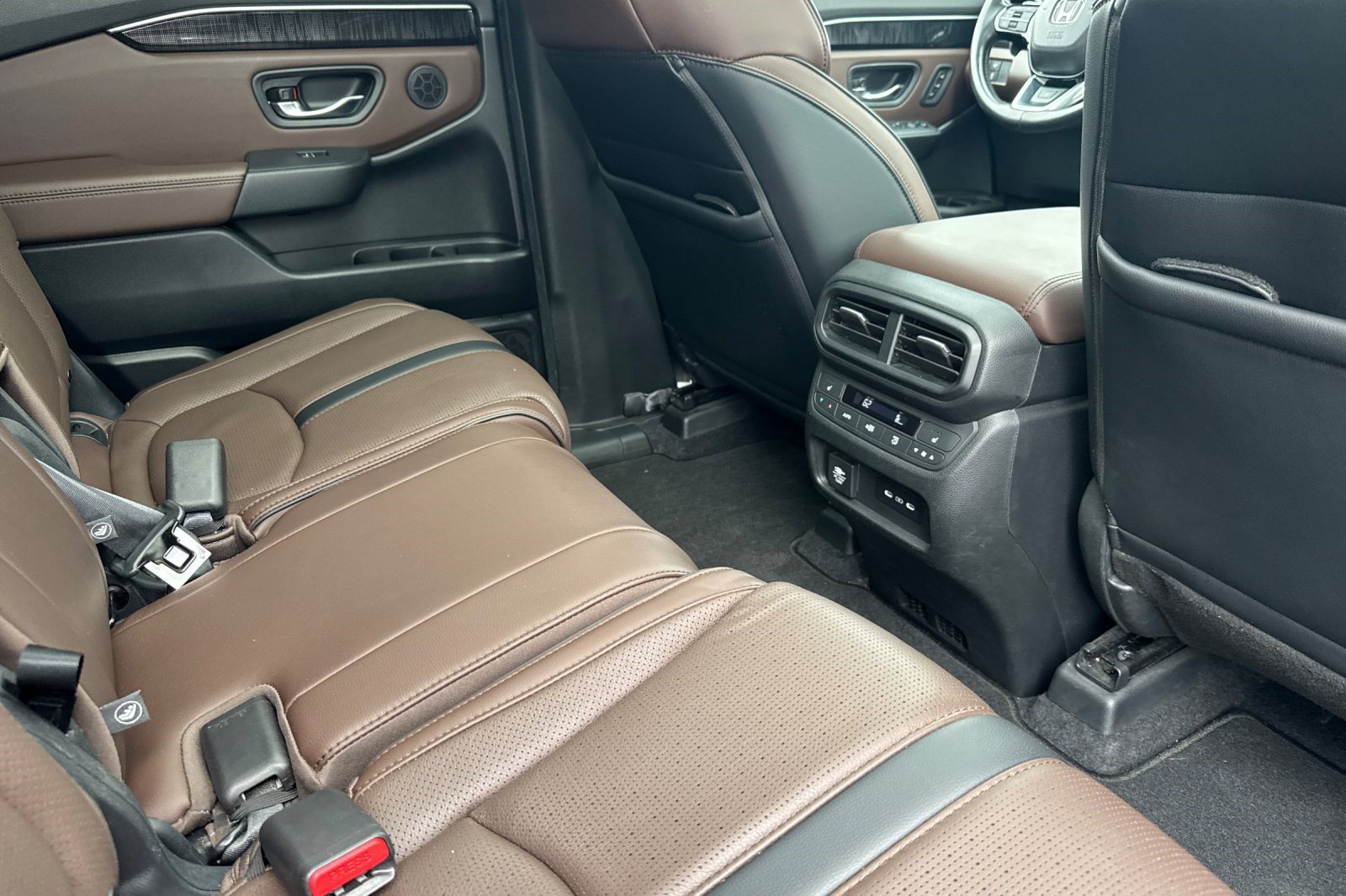 Certified 2025 Honda Pilot Elite image 33