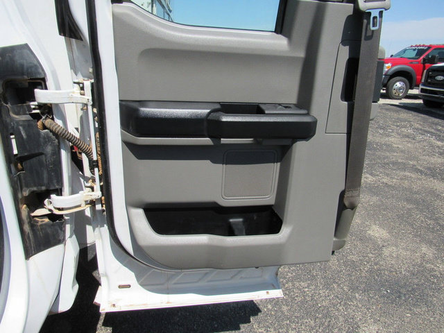 Used 2019 Ford F550 4x4 SuperCab Super Duty image 36