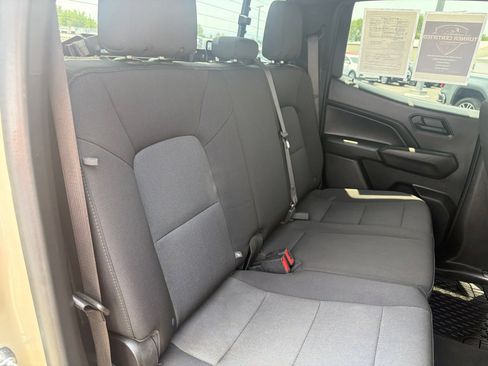 Used 2023 Chevrolet Colorado Trail Boss w/ Technology Package AWD/4WD image 31