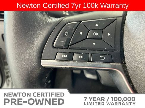 Used 2022 Nissan Sentra SV FWD image 26