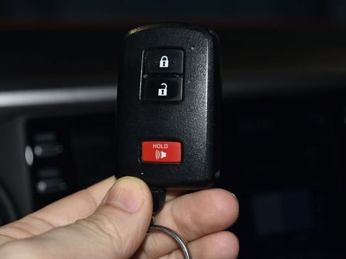 Used 2023 Toyota Tacoma SR5 image 17