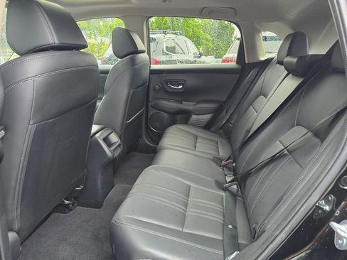 Certified 2024 Honda HR-V EX-L image 5