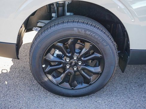 New 2024 Ford Maverick Lariat w/ Black Appearance Package AWD/4WD image 10