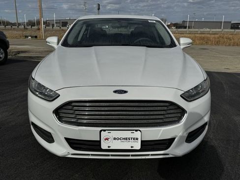 Used 2014 Ford Fusion SE image 27