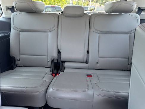Used 2025 Ford Expedition Active AWD/4WD image 24