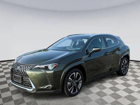 Used 2025 Lexus UX 300h AWD w/ Accessory Package (Z1) image 5