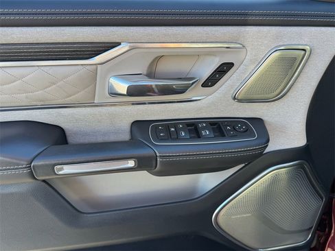 Used 2023 RAM 1500 Limited image 12