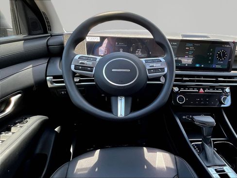 New 2026 Hyundai Tucson SEL Plus AWD/4WD image 9