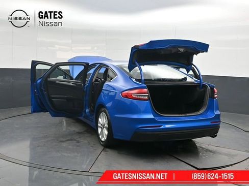 Used 2019 Ford Fusion SE image 52